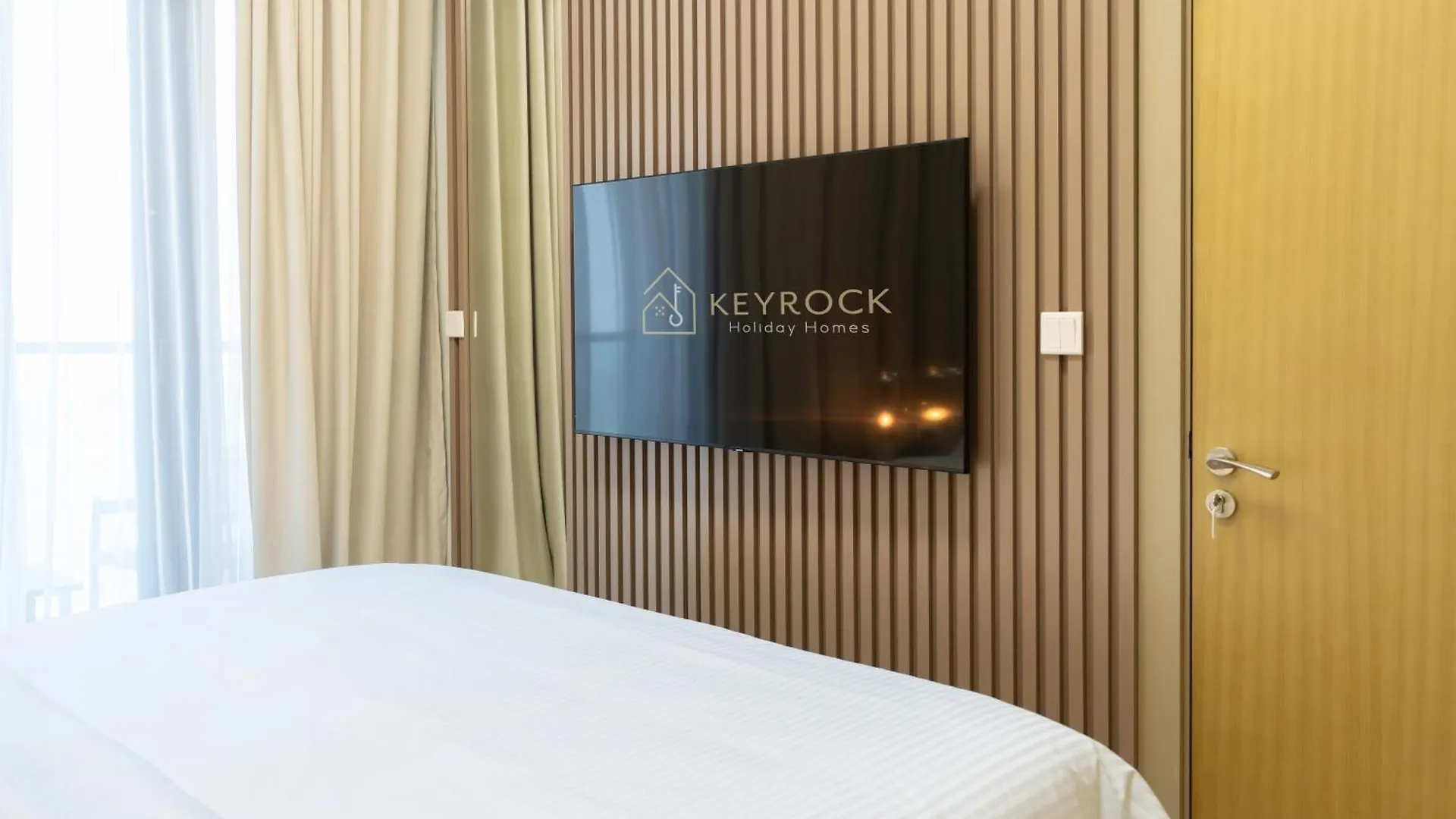Keyrock Living - Elegant 2Br Escape With Mesmerizing City Views Dubai Apartment
