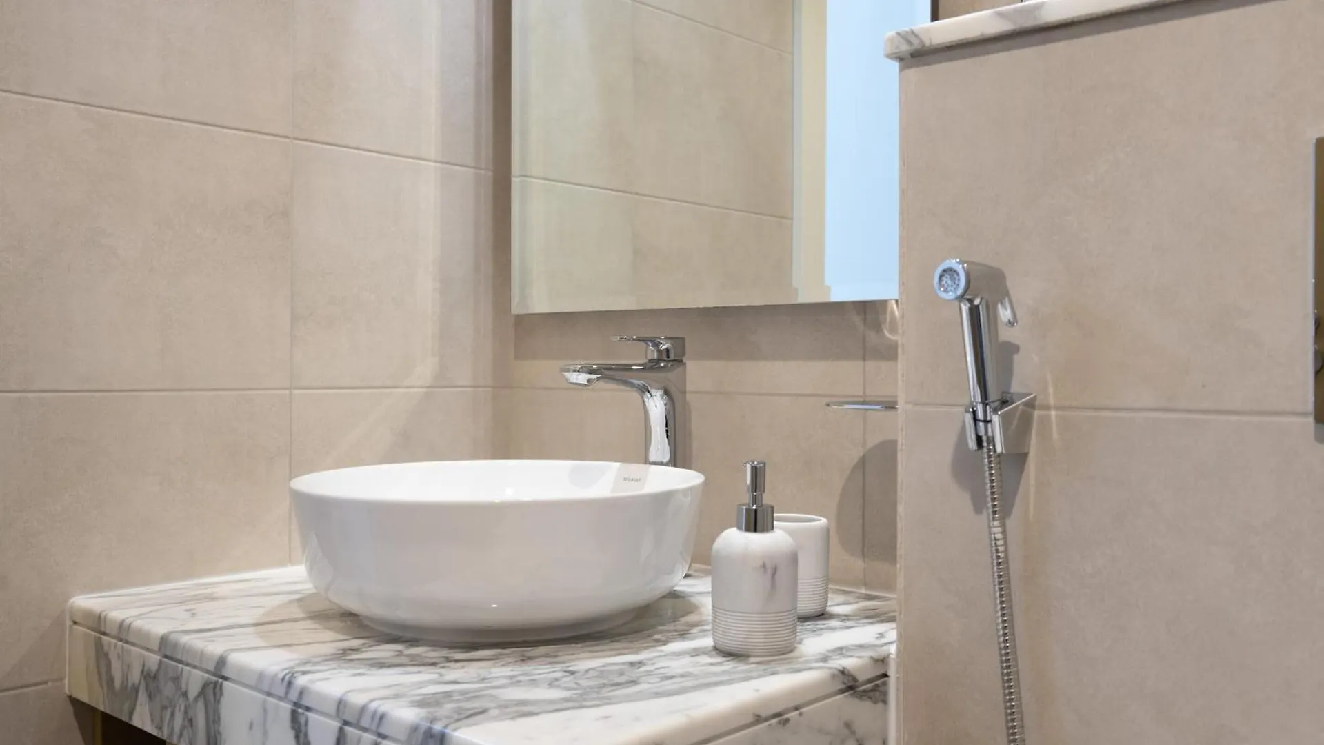 Keyrock Living - Elegant 2Br Escape With Mesmerizing City Views Dubai United Arab Emirates